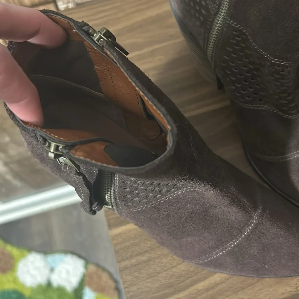 Lucky brand 8 leatherr zip ankle boots - Picture 9 of 14